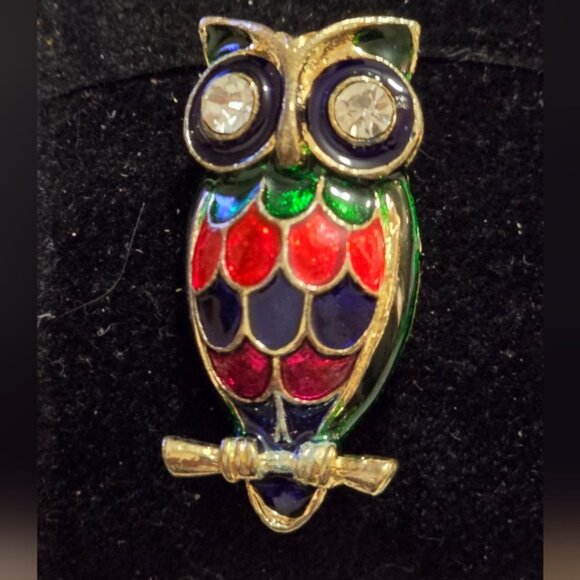 Enamel on Brass Green Owl Shaped Brooch Pin with Rhinestone Eyes L6 - Picture 3 of 3